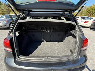 2010 Volkswagen GTI   - Photo 11 - Jonestown, PA 17038