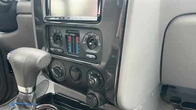 2009 GMC Envoy SLE - Photo 19 - Jonestown, PA 17038