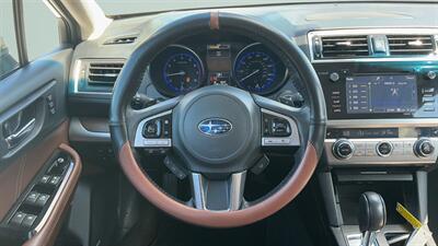 2017 Subaru Outback 2.5i Touring - Photo 9 - Jonestown, PA 17038