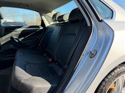2015 Volkswagen Passat 2.0L TDI SE   - Photo 19 - Jonestown, PA 17038