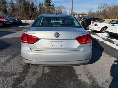 2015 Volkswagen Passat 2.0L TDI SE   - Photo 7 - Jonestown, PA 17038
