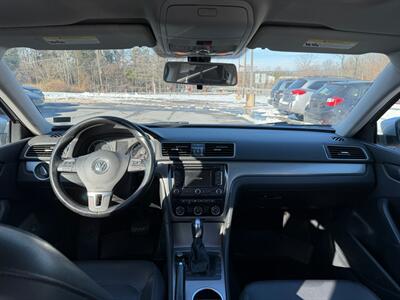 2015 Volkswagen Passat 2.0L TDI SE   - Photo 14 - Jonestown, PA 17038