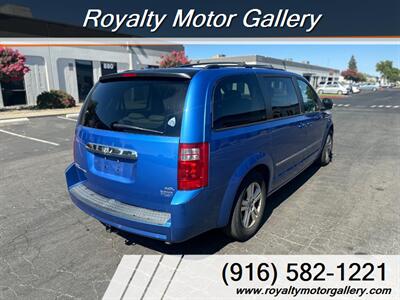 2008 Dodge Grand Caravan SXT   - Photo 5 - Sacramento, CA 95823