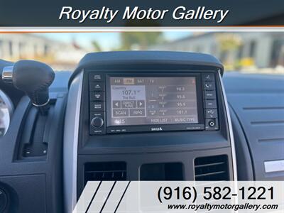 2008 Dodge Grand Caravan SXT   - Photo 11 - Sacramento, CA 95823