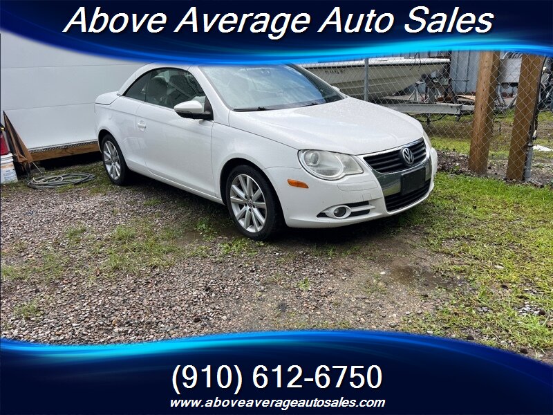 2011 Volkswagen Eos Komfort SULEV - Photo 1 - Wilmington, NC 28401