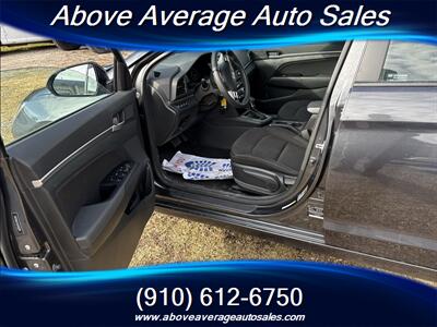 2020 Hyundai ELANTRA SEL - Photo 3 - Wilmington, NC 28401