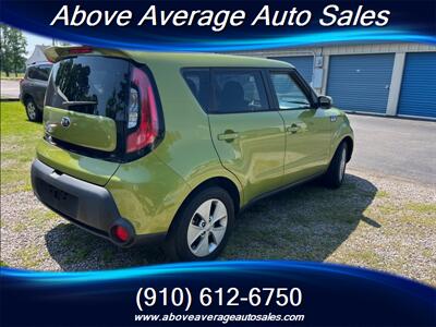 2015 Kia Soul   - Photo 2 - Wilmington, NC 28401