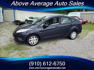 2013 Ford Fiesta S   - Photo 1 - Wilmington, NC 28401