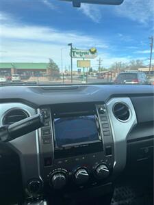 2014 Toyota Tundra SR5   - Photo 14 - Albuquerque, NM 87106