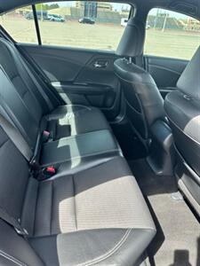 2016 Honda Accord Sport w/Honda Sensing   - Photo 14 - Albuquerque, NM 87106