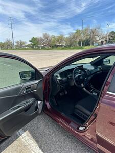 2016 Honda Accord Sport w/Honda Sensing   - Photo 16 - Albuquerque, NM 87106