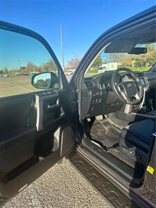 2019 Toyota 4Runner SR5 Premium   - Photo 7 - Albuquerque, NM 87106