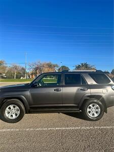 2019 Toyota 4Runner SR5 Premium   - Photo 2 - Albuquerque, NM 87106