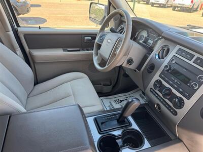 2011 Ford Expedition EL XLT - Photo 12 - Albuquerque, NM 87107