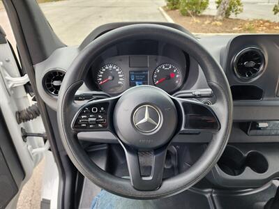 2019 Mercedes-Benz Sprinter 2500   - Photo 18 - La Crescenta, CA 91214