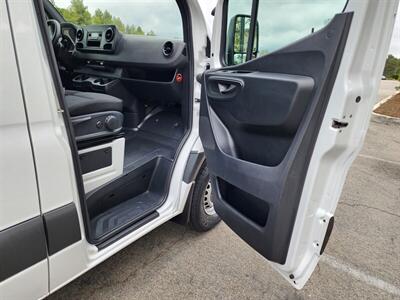 2019 Mercedes-Benz Sprinter 2500   - Photo 23 - La Crescenta, CA 91214