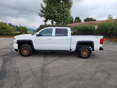 2017 Chevrolet Silverado 1500 LT Z71 4X4   - Photo 8 - La Crescenta, CA 91214