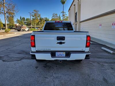 2017 Chevrolet Silverado 1500 LT Z71 4X4   - Photo 7 - La Crescenta, CA 91214