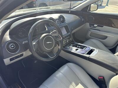 2012 Jaguar XJ   - Photo 5 - Phoenix, AZ 85015