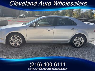 2011 Ford Fusion SE   - Photo 2 - Cleveland, OH 44105