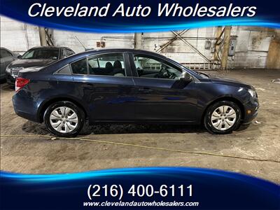 2016 Chevrolet Cruze Limited LS Auto   - Photo 7 - Cleveland, OH 44105