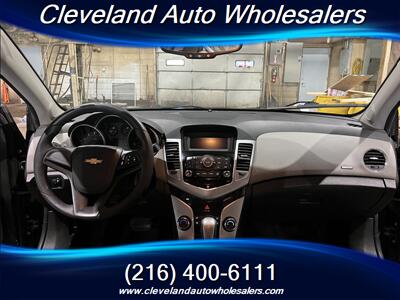 2016 Chevrolet Cruze Limited LS Auto   - Photo 11 - Cleveland, OH 44105