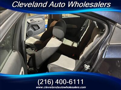 2016 Chevrolet Cruze Limited LS Auto   - Photo 13 - Cleveland, OH 44105