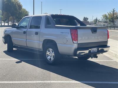 2004 Chevrolet Avalanche 1500   - Photo 3 - Tracy, CA 95376