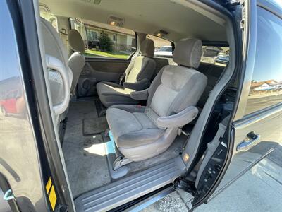 2010 Toyota Sienna   - Photo 10 - Tracy, CA 95376