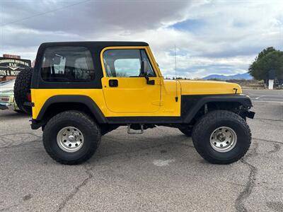 1994 Jeep Wrangler S 2dr 4WD SUV   - Photo 7 - Sierra Vista, AZ 85635