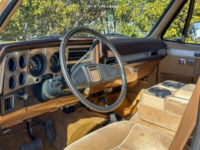 1987 Chevrolet Suburban 1/2 Ton 4x4   - Photo 10 - Sierra Vista, AZ 85635