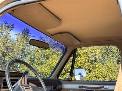 1987 Chevrolet Suburban 1/2 Ton 4x4   - Photo 12 - Sierra Vista, AZ 85635