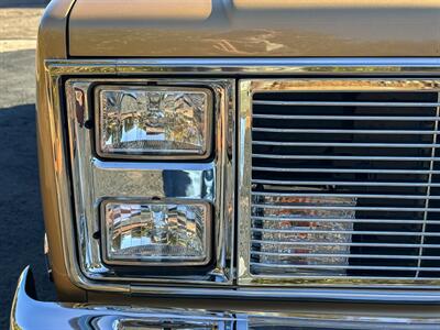 1987 Chevrolet Suburban 1/2 Ton 4x4   - Photo 49 - Sierra Vista, AZ 85635