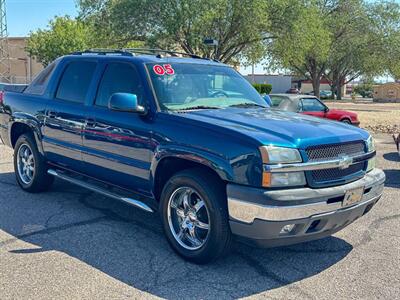 2005 Chevrolet Avalanche 1500 LT 4dr Crew Cab SB RWD   - Photo 3 - Sierra Vista, AZ 85635