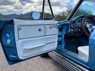 1965 Chevrolet Corvette   - Photo 11 - Sierra Vista, AZ 85635