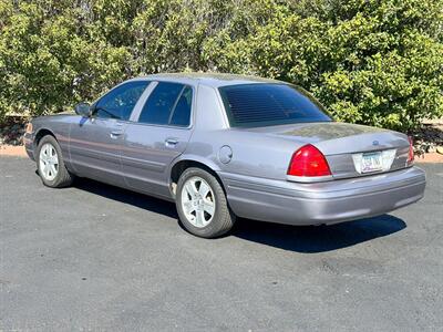 2006 Ford Crown Victoria LX Sport   - Photo 7 - Sierra Vista, AZ 85635