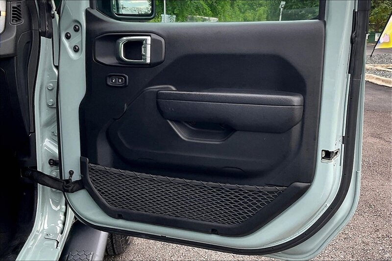 2024 Jeep Wrangler Sport - Photo 24 - Ponce, AL 00717