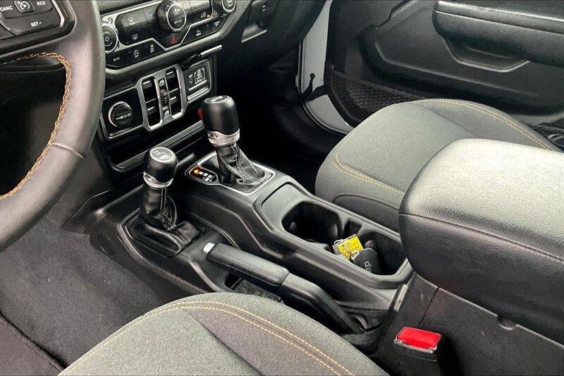 2024 Jeep Wrangler Sport - Photo 17 - Ponce, AL 00717