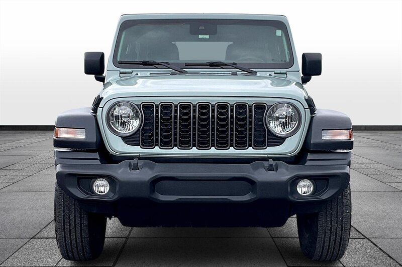 2024 Jeep Wrangler Sport - Photo 3 - Ponce, AL 00717