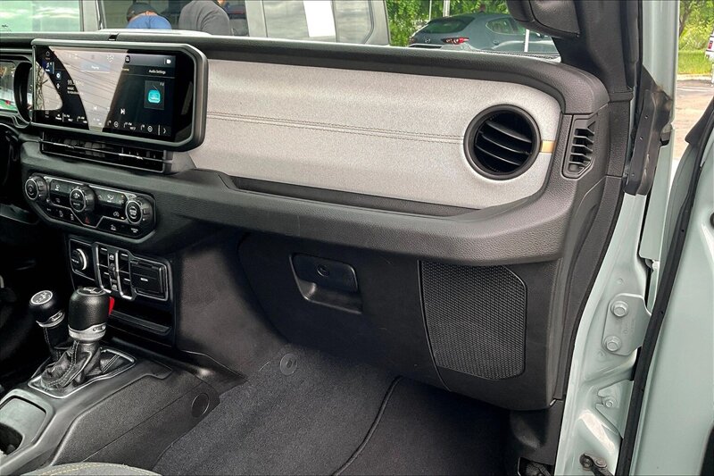 2024 Jeep Wrangler Sport - Photo 16 - Ponce, AL 00717