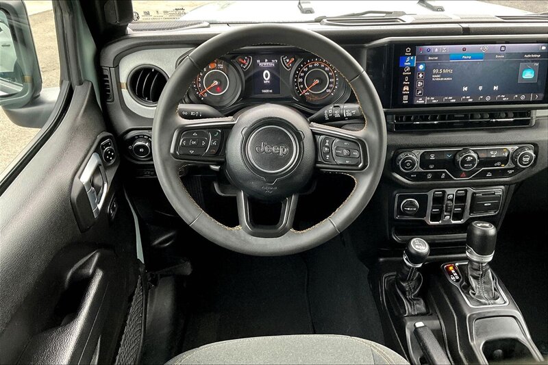 2024 Jeep Wrangler Sport - Photo 5 - Ponce, AL 00717