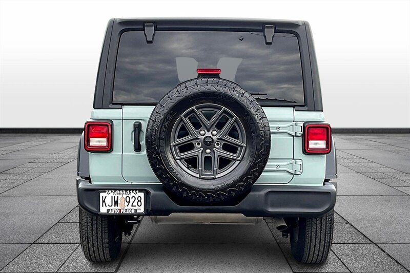 2024 Jeep Wrangler Sport - Photo 4 - Ponce, AL 00717