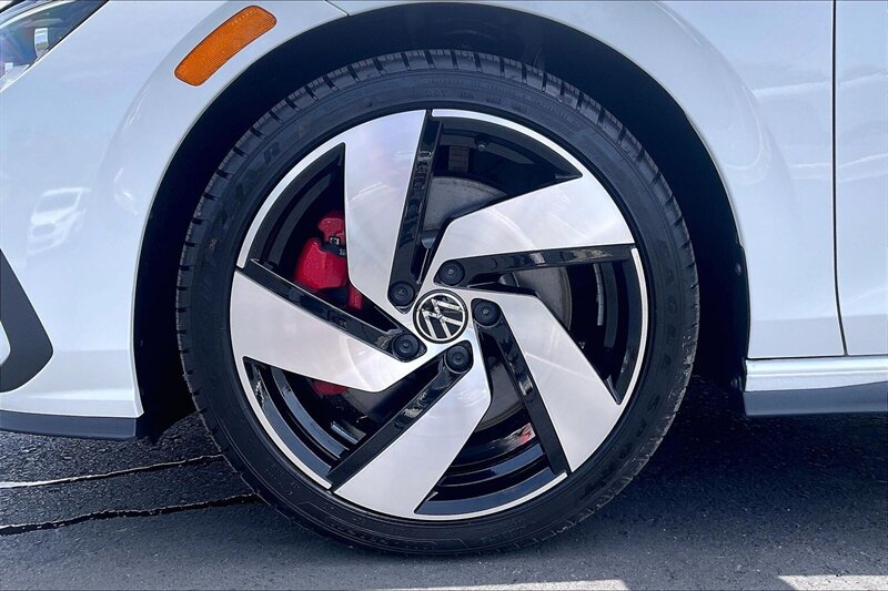 2024 Volkswagen Golf GTI S - Photo 9 - Ponce, AL 00717