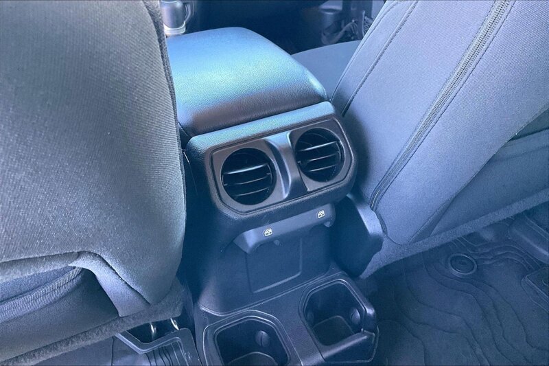 2020 Jeep Gladiator Sport - Photo 33 - Ponce, AL 00717