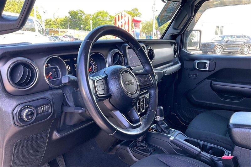 2020 Jeep Gladiator Sport - Photo 14 - Ponce, AL 00717