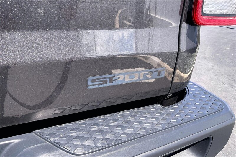 2020 Jeep Gladiator Sport - Photo 8 - Ponce, AL 00717