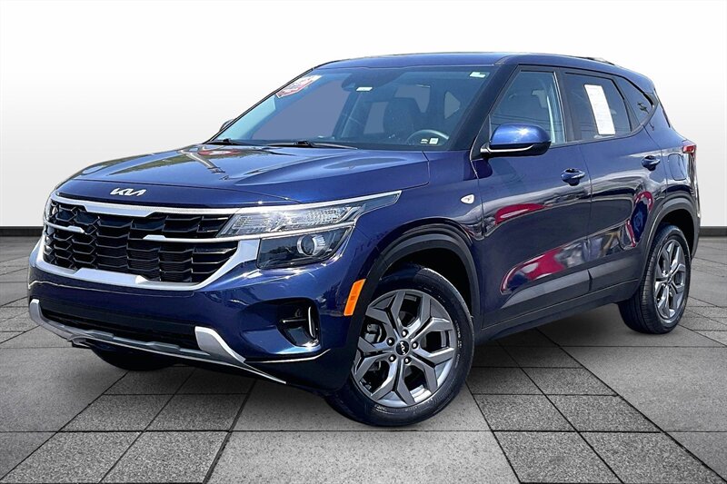 2024 Kia Seltos LX - Photo 2 - Ponce, AL 00717
