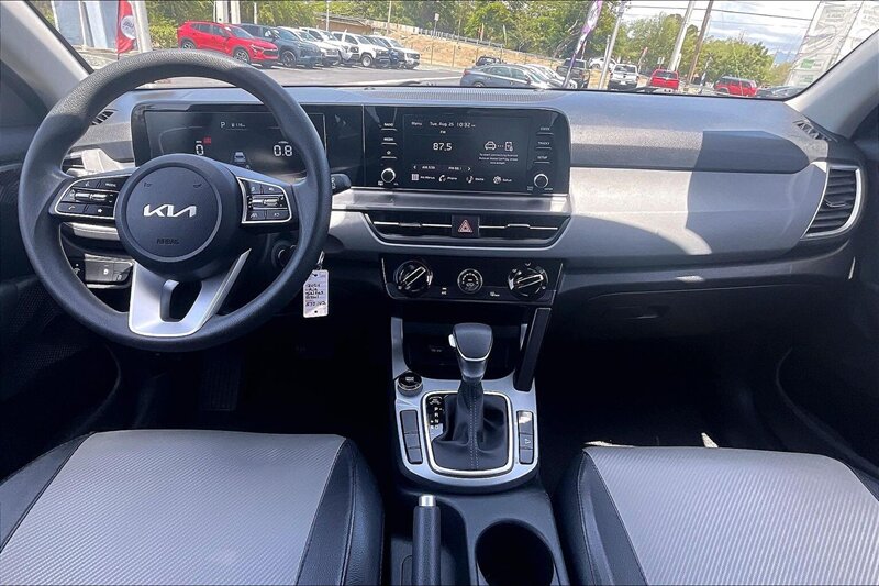 2024 Kia Seltos LX - Photo 15 - Ponce, AL 00717