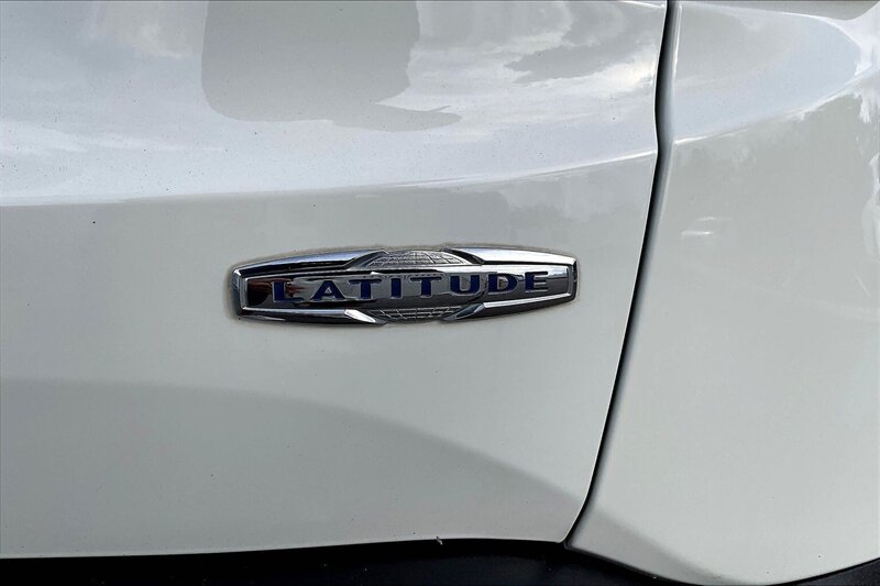 2018 Jeep Renegade Latitude   - Photo 8 - Ponce, AL 00717