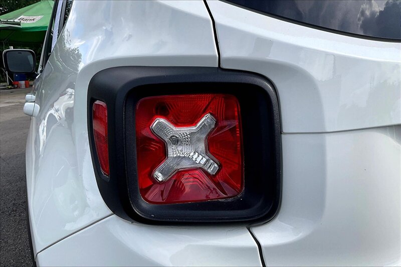 2018 Jeep Renegade Latitude - Photo 28 - Ponce, AL 00717